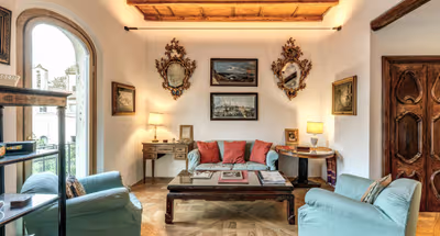 Authentic Roman Escape with Private Terrace & City views