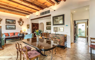 Authentic Roman Escape with Private Terrace & City views
