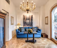 Authentic Roman Escape with Private Terrace & City views