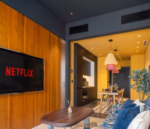 Retro-Chic One-Bedroom Retreat