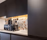 Retro-Chic One-Bedroom Retreat