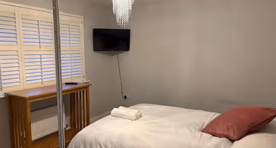 4BR 2BATH Home in Colchester Perfect for Big Group