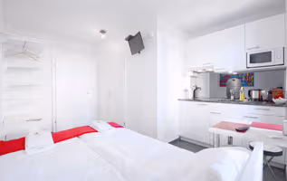 Station apartments