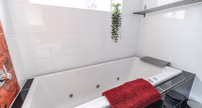 Detached House - NEC, HS2, JLR 10-15 min drive