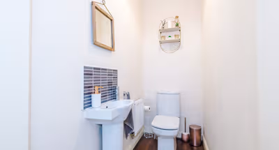 Driveway | Stylish 3Bedroom Home in Middleton