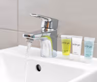 Spacious 2 Bed Apartment city center