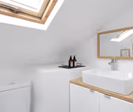 Immaculate Apartment | Historic Lincoln | Wi-Fi