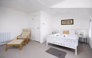 Immaculate Apartment | Historic Lincoln | Wi-Fi