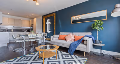 Luxury 3 Bed 2 Bath Flat