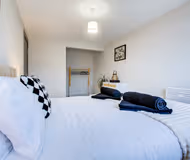 2Bd Flat l M40 nearby l Free Parking l Free Wifi