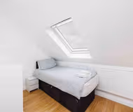 Stunning 4 bedroom house , 2 baths in EastHam