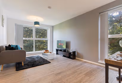 Bright Spacious 2BR Birmingham Retreat FREE Parking