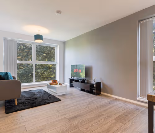 Bright Spacious 2BR Birmingham Retreat FREE Parking