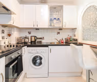Fantastic Flat with Superb Travel Links (sleeps 3)
