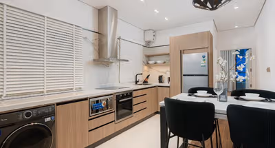 Elegant 1BR Apartment in Al Mughrizat