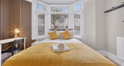 NEW! 5BR Home near City Centre with Garden