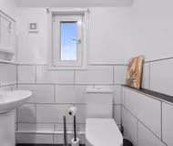 NEW! 5BR Home near City Centre with Garden