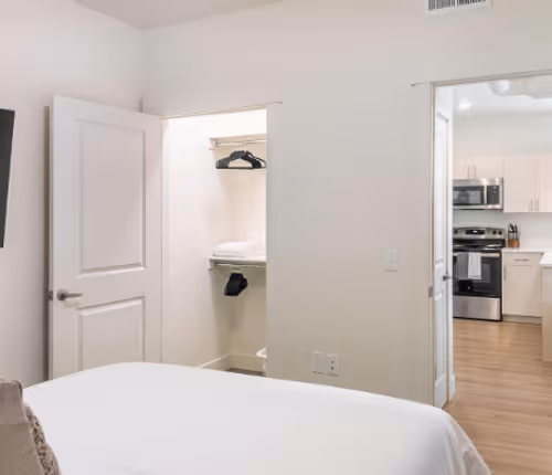 Streetcar Flats Apartment