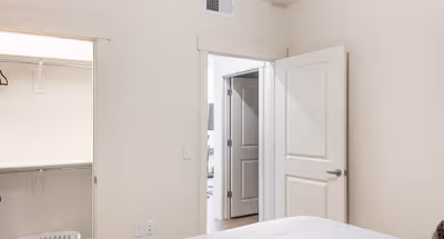 Streetcar Flats Apartment