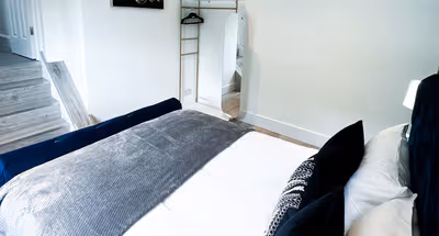 Glenwood Road 1F 2BR