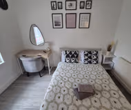 Colindale 5BR