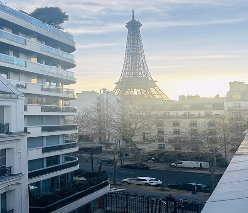 Avenue Rapp Serviced Apartment