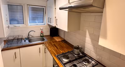 Finchley 1BR SC