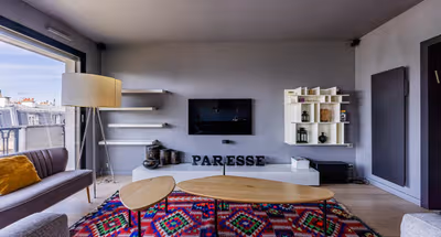 2-Bedroom on Avenue Victor Hugo