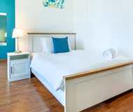 The Signature Waterfront Apartment