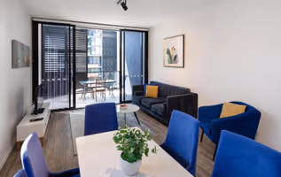 Edmondstone Street Apartments