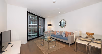 Two Bedroom Riverlight Quay