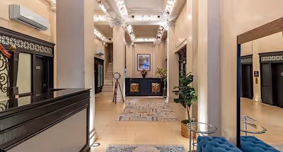 W 44th St Studio Apartment