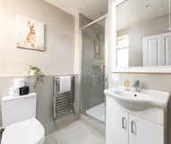 586 Southmead