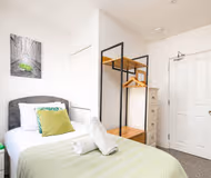 586 Southmead