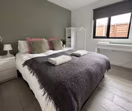 2-Bedroom Garden Studio in Cambridge City Centre with Parking