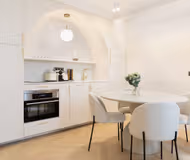 Rue De Port-Mahon 1BR Service Apartment