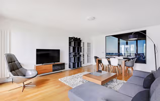 Rue Faubourg St Antoine Service Apartment