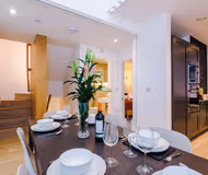 35 South King Street