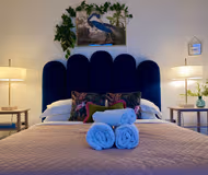 Skyline Views, Boutique 2-Bed, 2-Bath