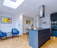 Monton Townhouse, 55 Lansdowne