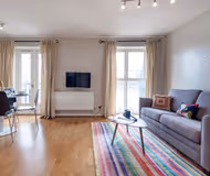 Panoramic Docklands Home