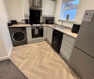 FLAT 4 KINGS ROAD