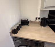 FLAT 4 KINGS ROAD