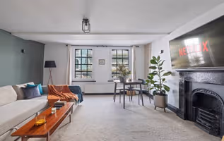 Southside Str by Mia Partners