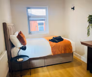 Spacious 6-Bedroom Terraced House | Sleeps 8 | Near City Centre