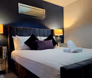 Whitethroat Close | Washington