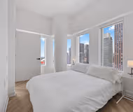 Adelaide St W Apartment