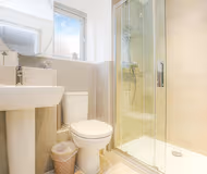 Triumph House| Luxury| Driveway| Sleeps 9