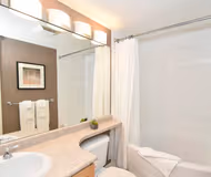 W 5th Ave Serviced Apartment