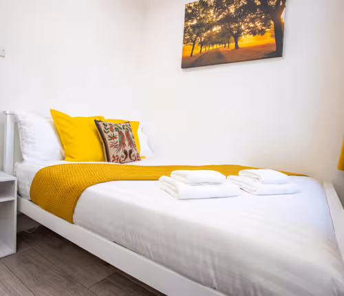 Sunny 3BR Home Near Portsmouth Park